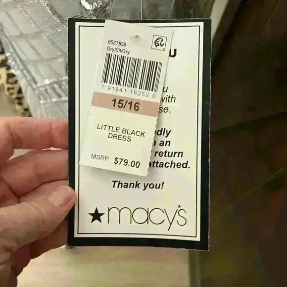 B.Darlin NWT Sequin Silver Sexy Dress Halter cut out Back, Stunning Size 15/16 - Picture 4 of 10